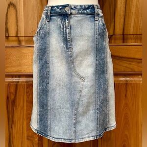 Wash Lab Mixed Blue Jean/Denim A-Line Skirt - EUC - 27